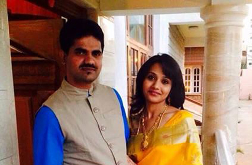 dk ravi-wife.